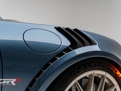 Used 2018 Porsche 911 GT2 RS RWD image 19