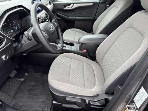 Used 2021 Ford Escape SE image 10