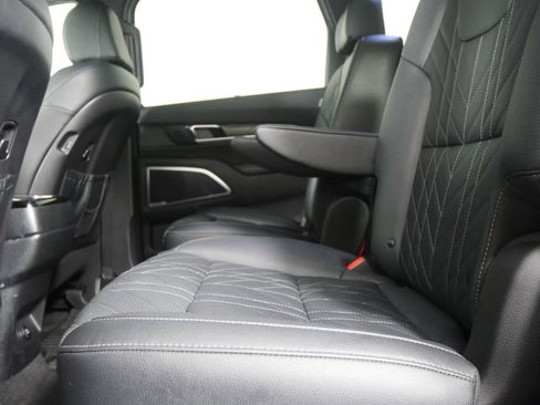 Used 2025 Kia Telluride SX X-Line AWD/4WD image 13