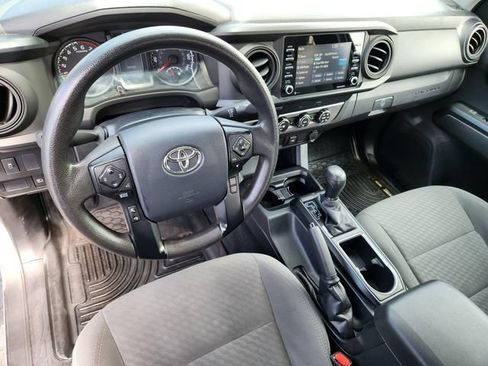 Used 2020 Toyota Tacoma SR AWD/4WD image 16