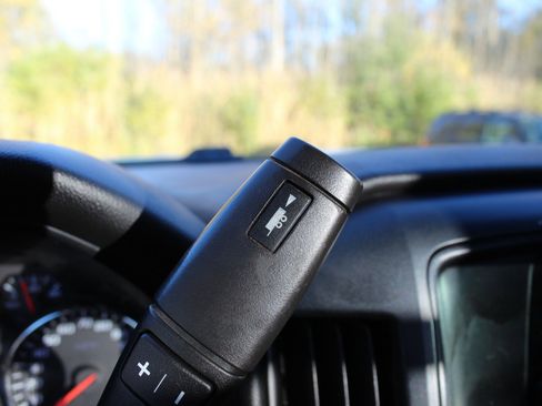 Used 2015 Chevrolet Silverado 3500 W/T w/ Snow Plow Prep Package image 23