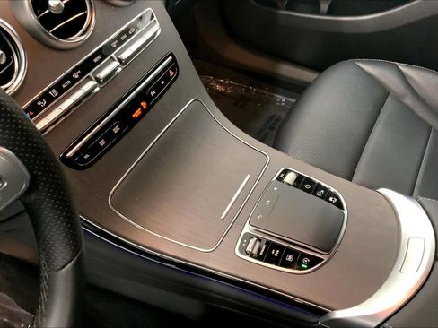 Certified 2022 Mercedes-Benz GLC 300 image 27