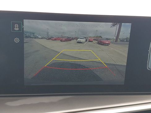 Used 2025 Kia Sorento S w/ Panoramic Sunroof Package FWD image 18