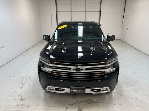 Used 2020 Chevrolet Silverado 1500 High Country w/ Technology Package image 6