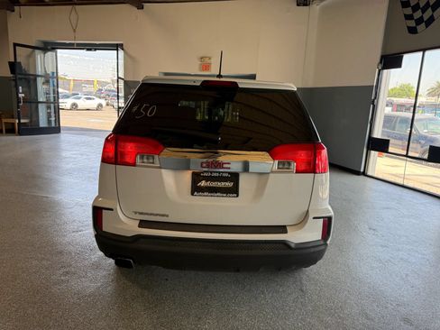 Used 2017 GMC Terrain SLE FWD image 6