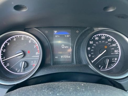 Used 2021 Toyota Camry SE FWD image 16