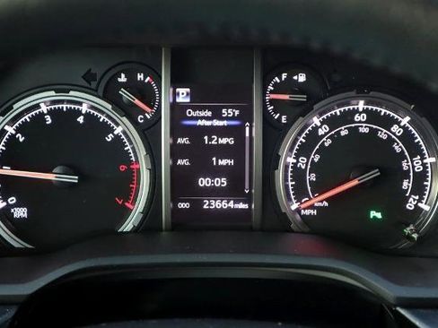 Used 2024 Toyota 4Runner Limited image 28