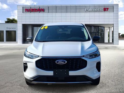 Used 2024 Ford Escape Active AWD/4WD image 2