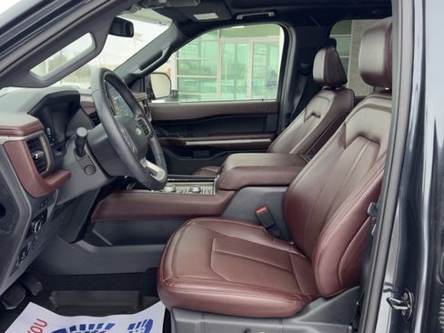 Used 2024 Ford Expedition Max Limited image 10