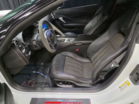 Used 2019 Chevrolet Corvette Grand Sport RWD image 17