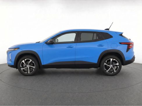 Used 2024 Chevrolet Trax RS FWD image 5