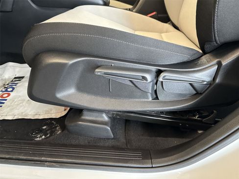 Certified 2023 Honda CR-V LX image 14