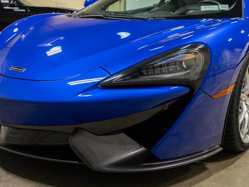 Used 2019 McLaren 570S Coupe RWD image 26