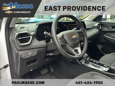 Certified 2024 Chevrolet TrailBlazer LT w/ LT Cold Weather Package FWD image 10