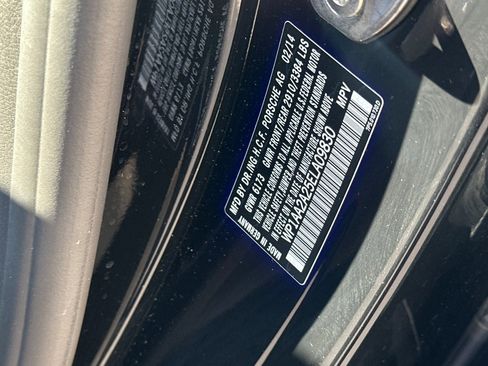 Used 2014 Porsche Cayenne Platinum Edition image 18