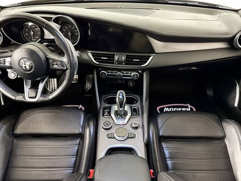 Used 2022 Alfa Romeo Giulia Veloce image 27