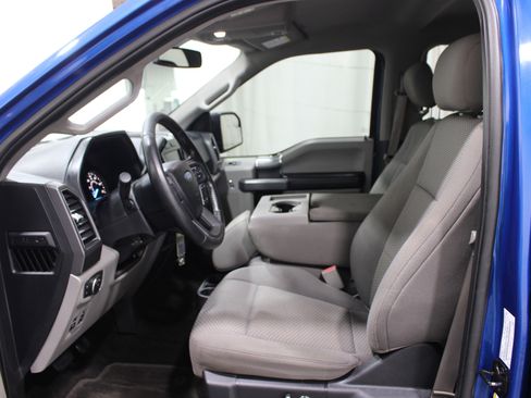 Used 2017 Ford F150 XLT w/ Equipment Group 302A Luxury AWD/4WD image 3