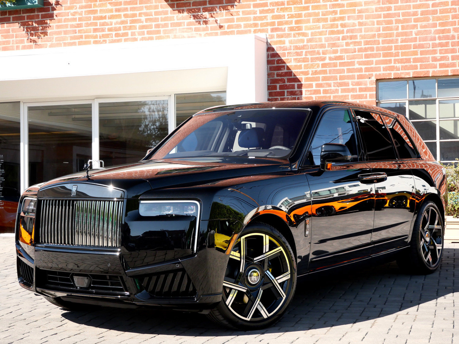 New 2027 Rolls-Royce Cullinan Black Badge AWD/4WD image 1