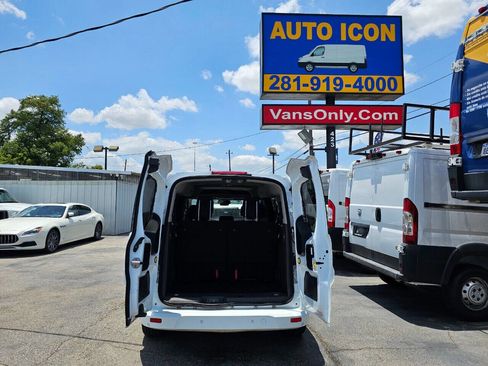 Used 2019 Ford Transit Connect XLT image 26