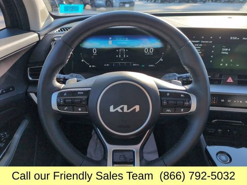 Used 2025 Kia Sportage SX Prestige image 17