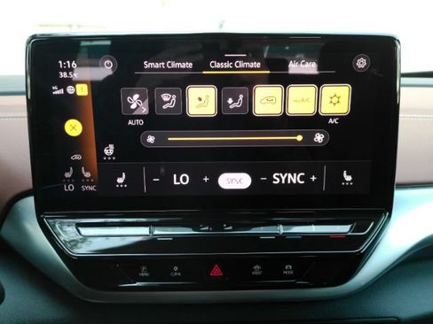 Used 2021 Volkswagen ID.4 Pro S w/ ID.4 Protection Package RWD image 47