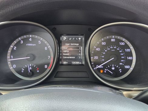 Used 2018 Hyundai Santa Fe Sport FWD image 10