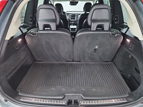 Used 2020 Volvo XC90 T6 Momentum image 36