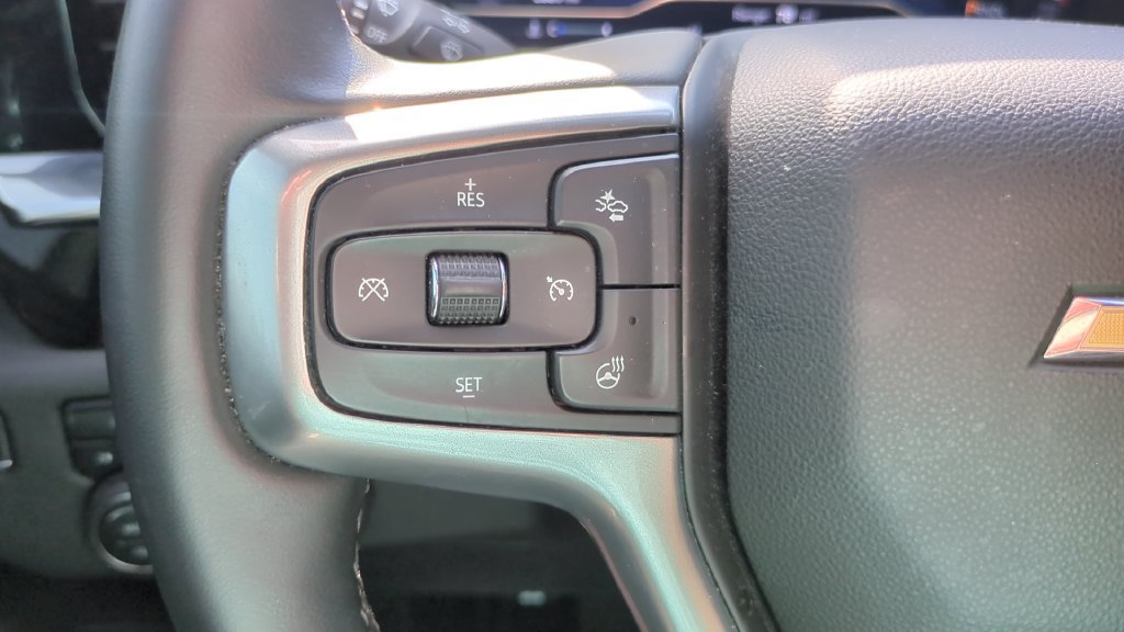Used 2024 Chevrolet Silverado 1500 LT AWD/4WD image 22