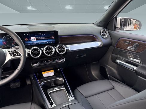 New 2026 Mercedes-Benz GLB 250 image 23