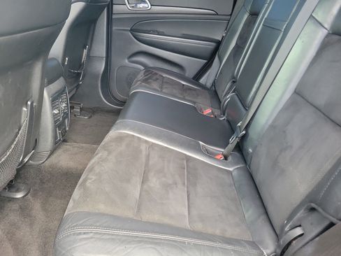 Used 2015 Jeep Grand Cherokee Altitude AWD/4WD image 10