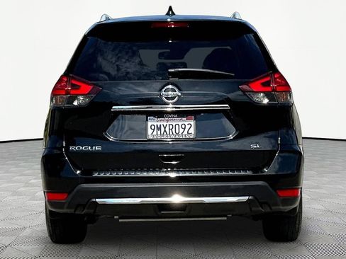 Used 2017 Nissan Rogue SL w/ SL Premium Package FWD image 5