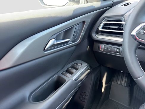 New 2026 Chevrolet Traverse LT w/ Midnight/Sport Edition FWD image 12