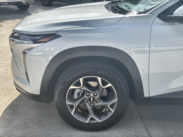 Certified 2026 Chevrolet Trax LT FWD image 31