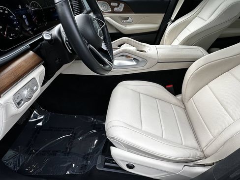Certified 2024 Mercedes-Benz GLE 450 4MATIC image 10