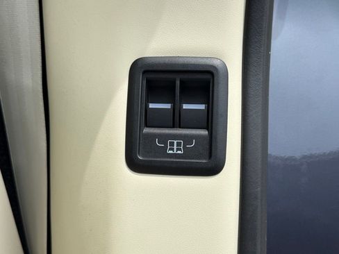 Used 2024 Land Rover Range Rover Long Wheelbase SE AWD/4WD image 33