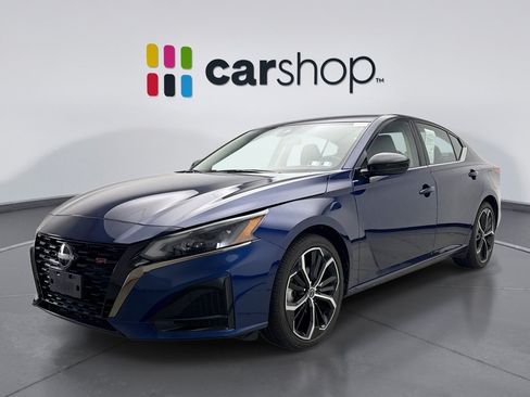 Used 2024 Nissan Altima 2.5 SR FWD image 1