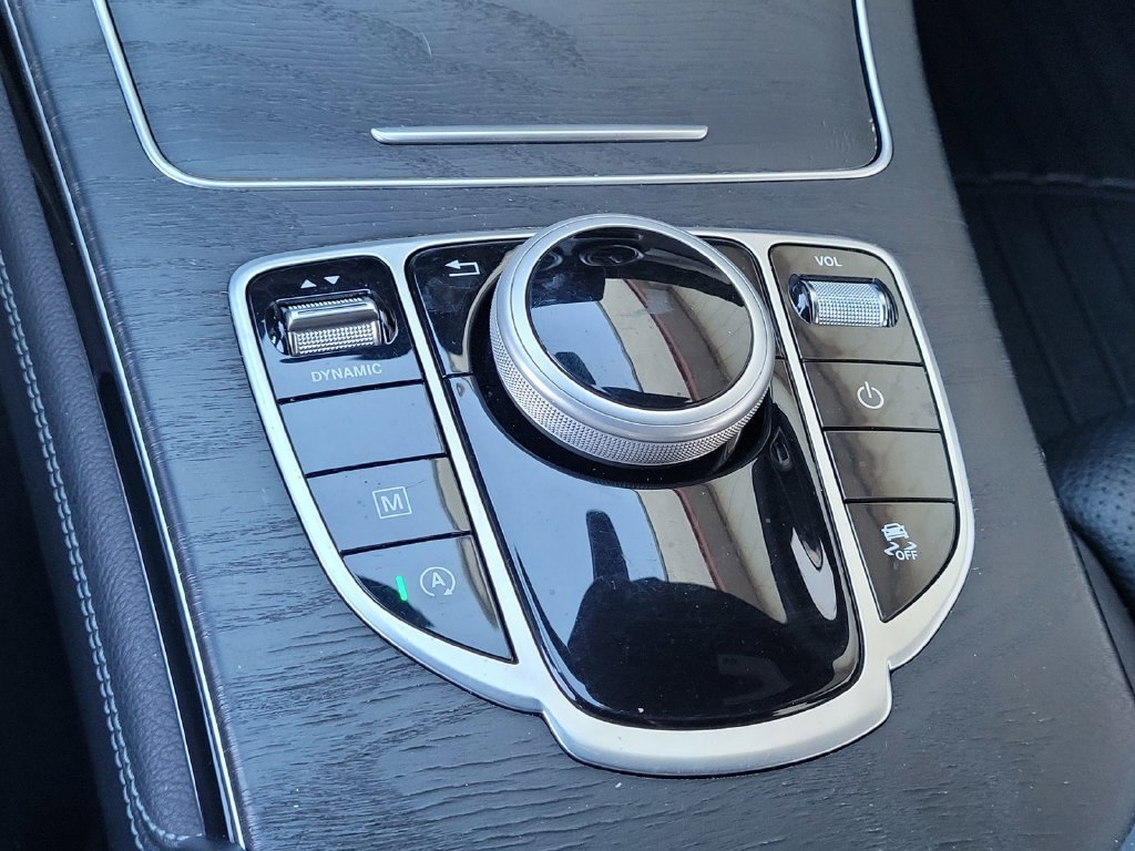 Used 2018 Mercedes-Benz GLC 300 4MATIC image 14