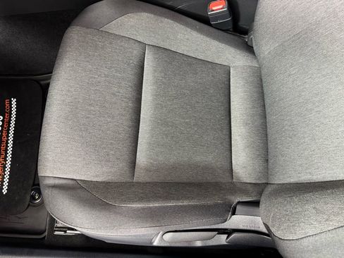 Used 2025 Toyota Camry LE image 12