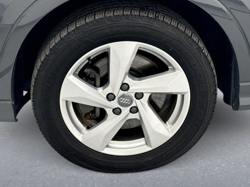 Used 2020 Audi Q3 2.0T Premium w/ Convenience Package image 21