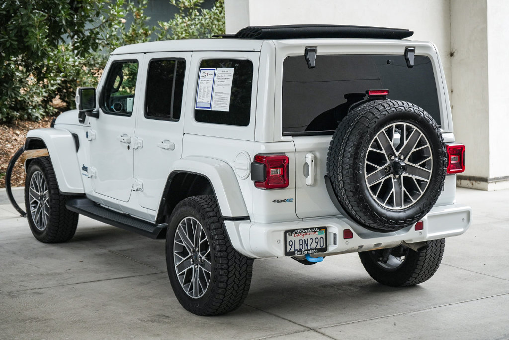 Used 2024 Jeep Wrangler High Altitude AWD/4WD image 4