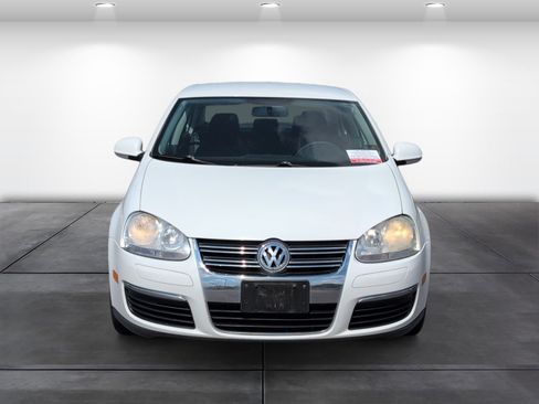 Used 2010 Volkswagen Jetta S FWD image 6
