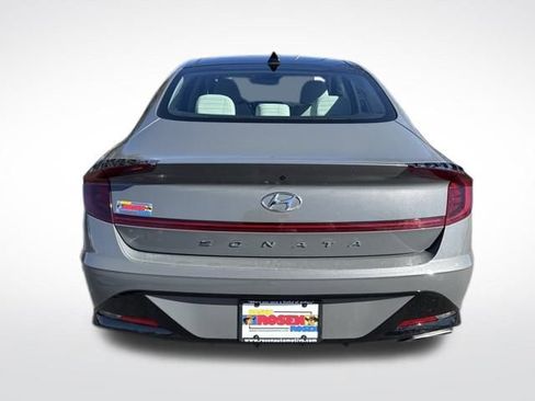 Certified 2023 Hyundai Sonata SEL w/ Convenience Package image 4