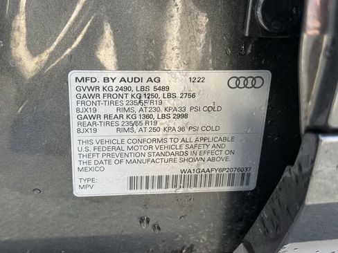 Used 2023 Audi Q5 2.0T Premium w/ Convenience Package image 33