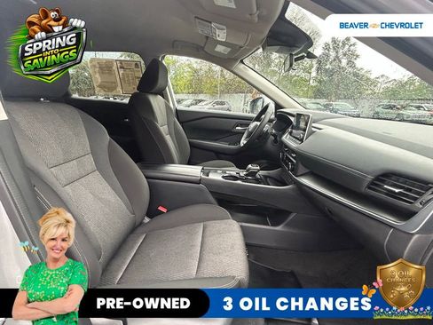 Used 2025 Nissan Rogue SV image 22