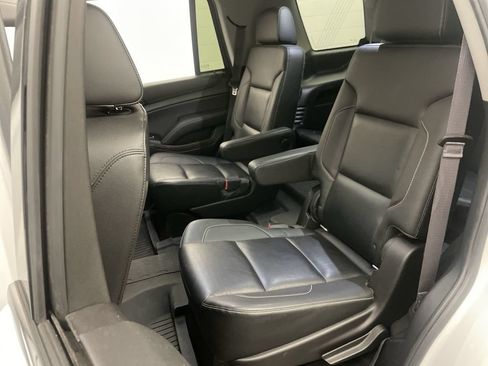 Used 2017 Chevrolet Tahoe LT w/ Luxury Package AWD/4WD image 19