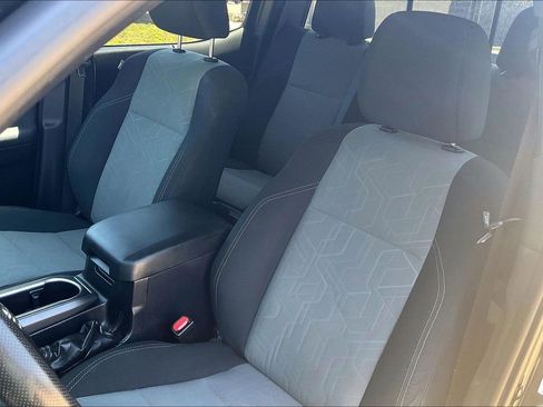 Used 2021 Toyota Tacoma TRD Off-Road AWD/4WD image 25
