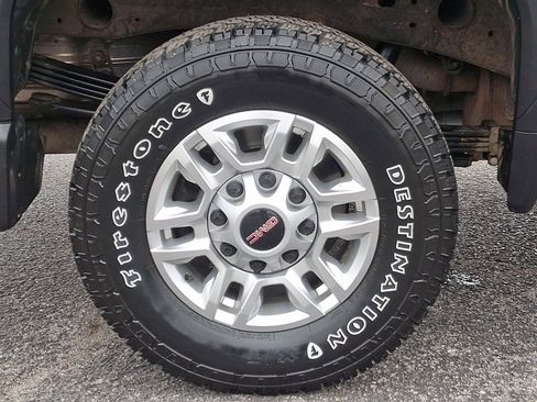 Used 2024 GMC Sierra 2500 Pro w/ Convenience Package image 12