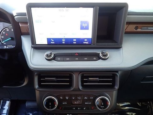 Certified 2024 Ford Maverick Lariat image 28