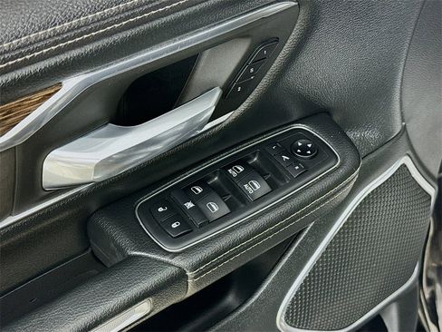 Used 2019 RAM 1500 Laramie image 20