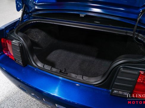 Used 2006 Ford Mustang GT RWD image 17